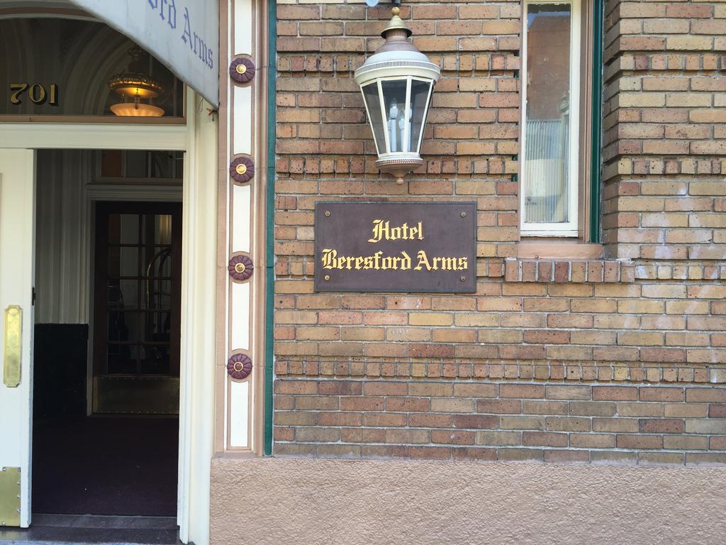 Отель Beresford Arms Сан-Франциско Экстерьер фото